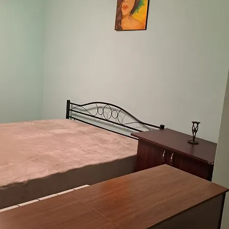 3 Apartment *